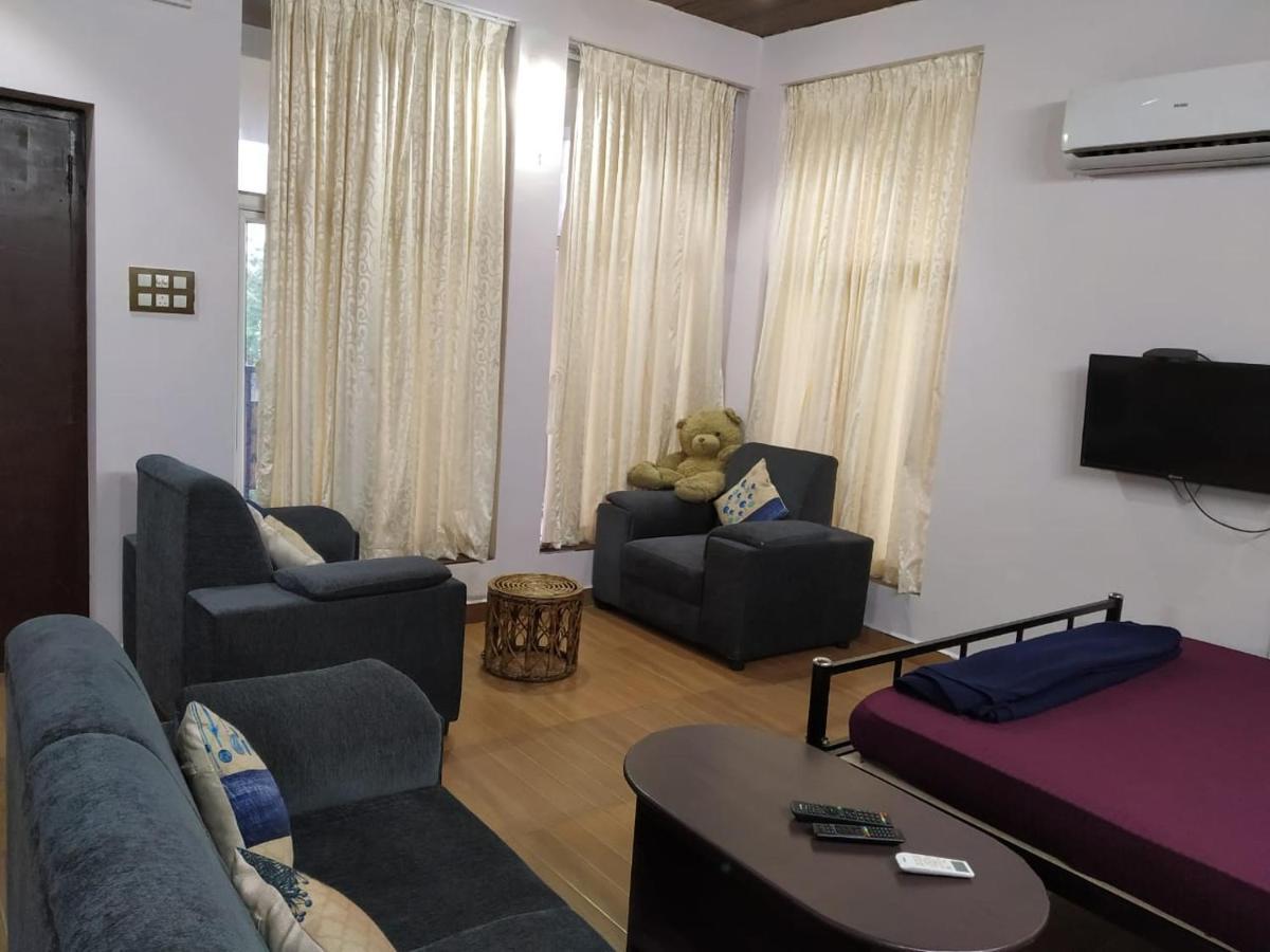 Waves Beach House Пондичерри Экстерьер фото