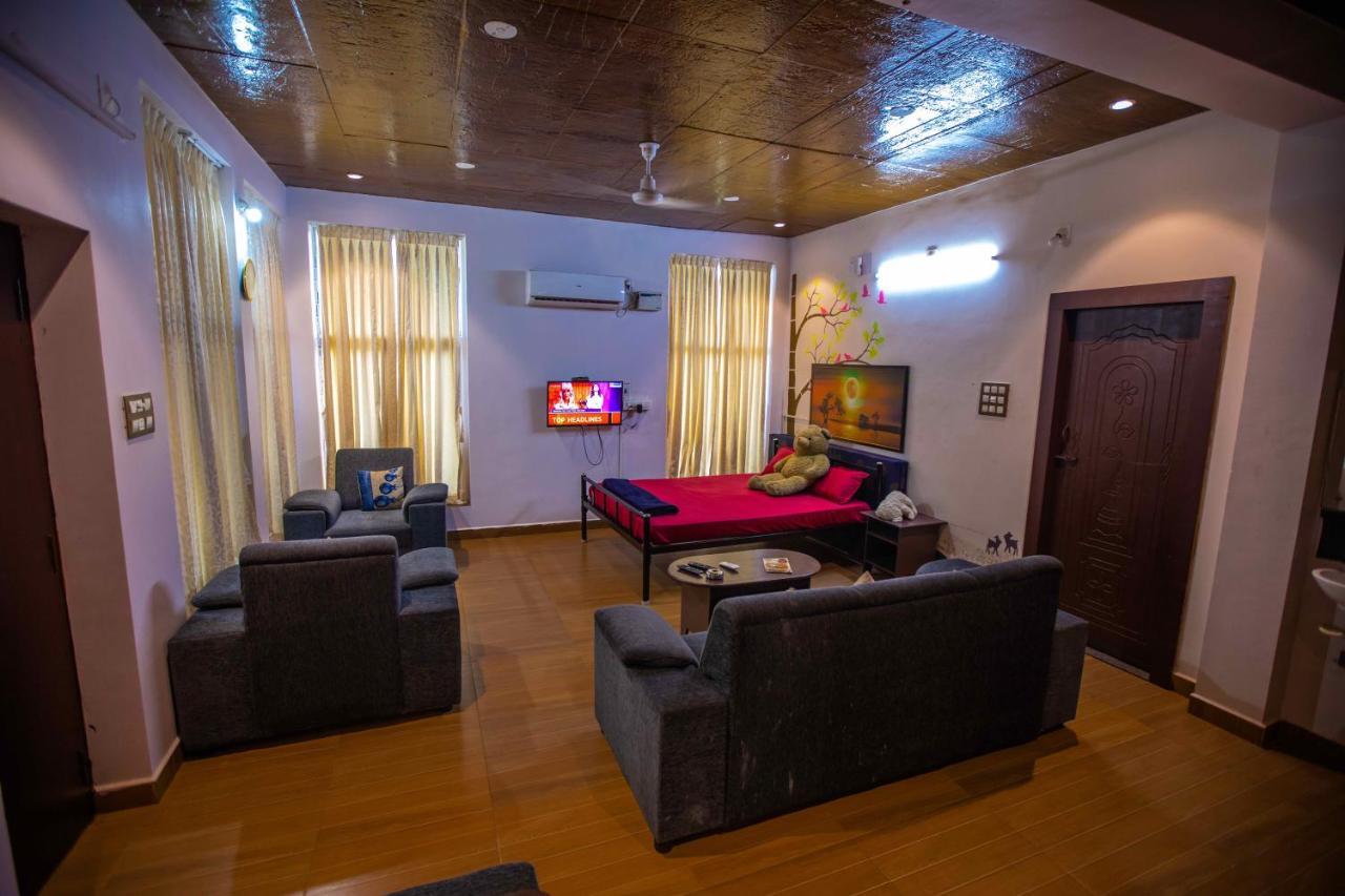 Waves Beach House Пондичерри Экстерьер фото