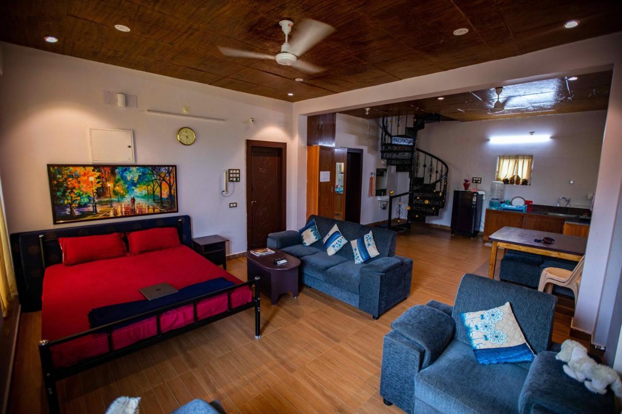 Waves Beach House Пондичерри Экстерьер фото