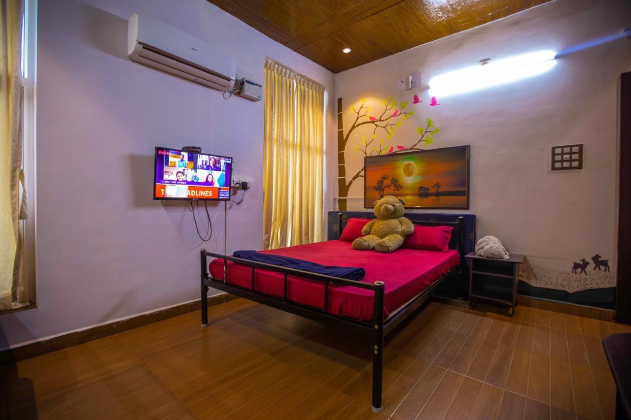 Waves Beach House Пондичерри Экстерьер фото
