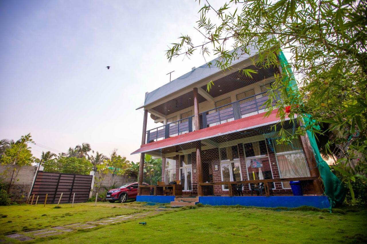 Waves Beach House Пондичерри Экстерьер фото