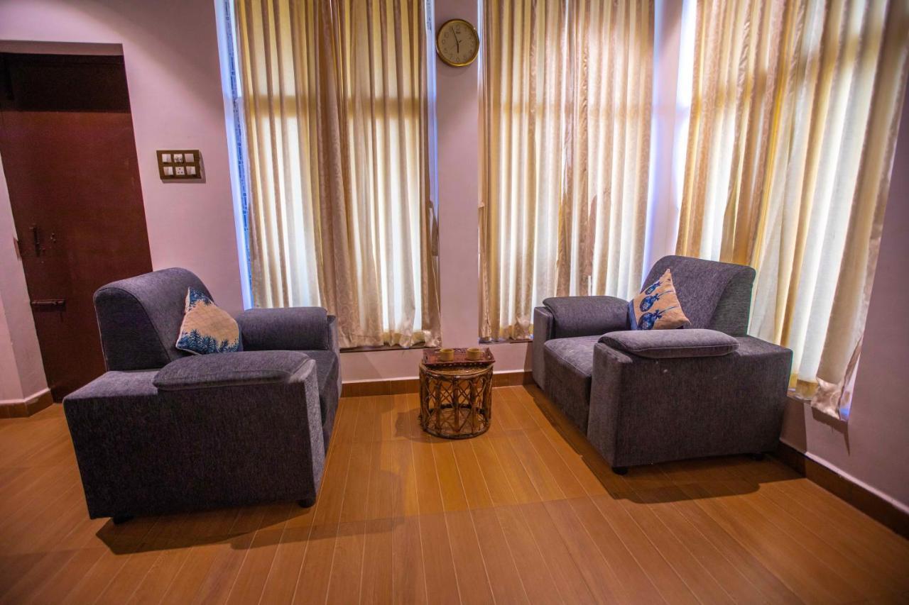 Waves Beach House Пондичерри Экстерьер фото