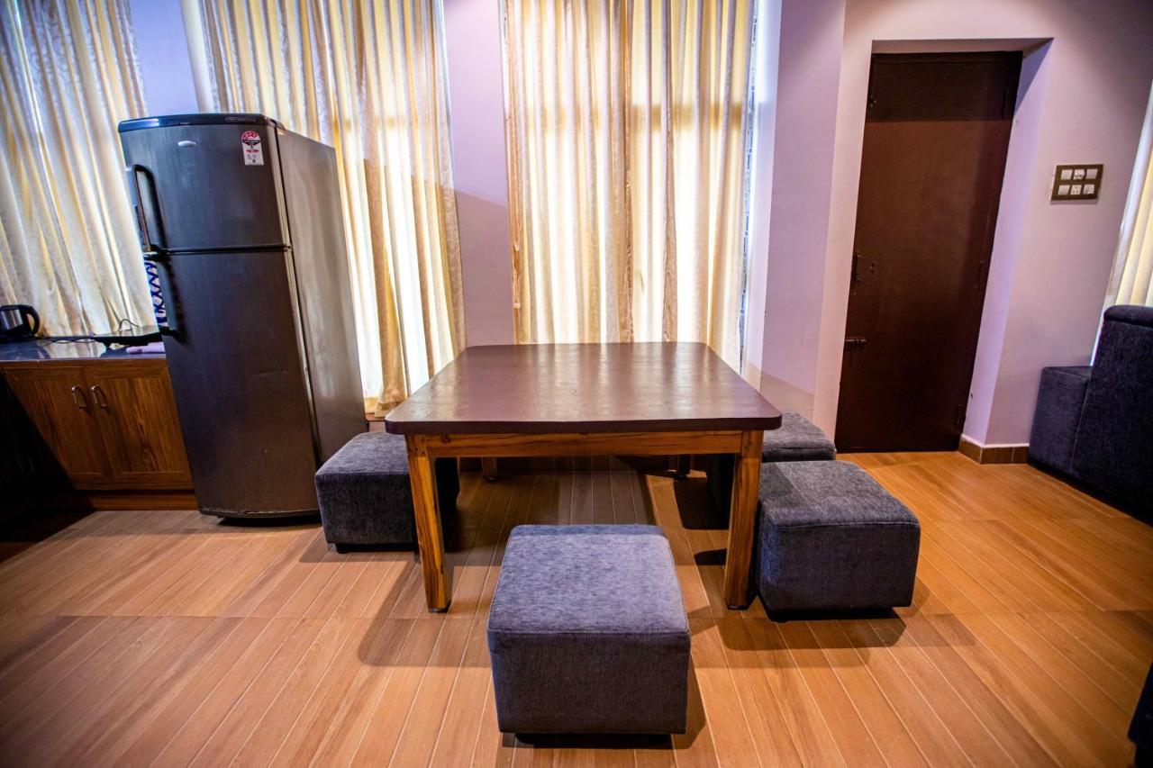 Waves Beach House Пондичерри Экстерьер фото